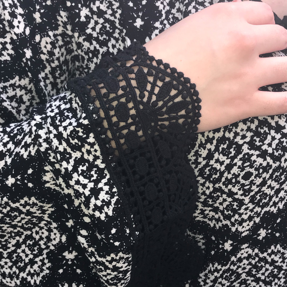 💝5/$35💝 NWT Lovestitch Boho Dress Bell Sleeve - Picture 5 of 7